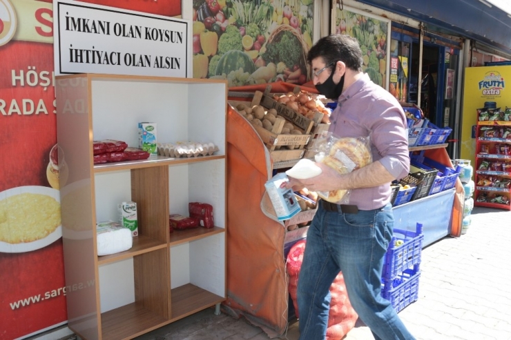 Marketten Yardımlaşma Dolabı