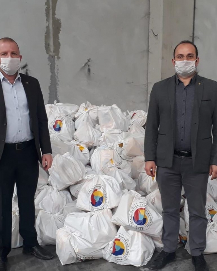 Beyşehir’de Dar Gelirli İhtiyaç Sahibi Ailelere Gıda Yardımı