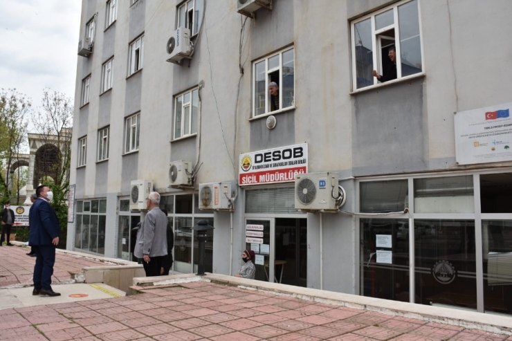 Başkan Beyoğlu Asfalt Çalışmalarını Denetledi