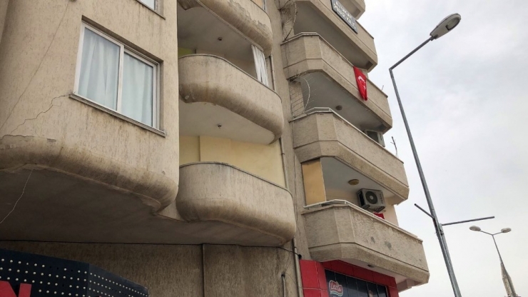 2. Kattan Düşen 1 Yaşındaki Bebek Ağır Yaralandı