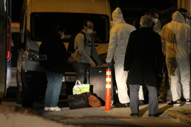 İngiltere’den Dönen 311 Vatandaş Kocaeli’de Yurtlara Yerleştirildi