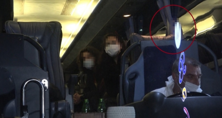 İspanya’dan Gelen Genç Kadının Tepki Çeken Hareketi