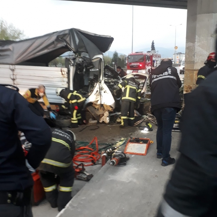 Kocaeli’de Feci Kaza: 2 Ölü 1 Yaralı