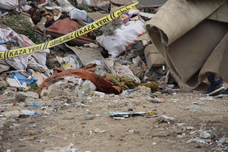 Kocaeli’de Hafriyat Döküm Alanında Çuval İçerisinde Çürümüş Ceset Bulundu