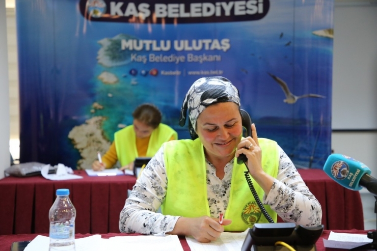 Kaş Belediyesinden Koronaya Karşı Çağrı Merkezi