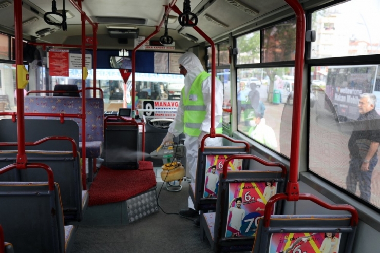 Manavgat’ta Şehir İçi Dolmuşlarına Dezenfekte