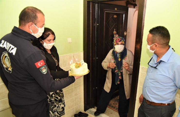 Yarım Asırlık Evliliğe Sürpriz Kutlama