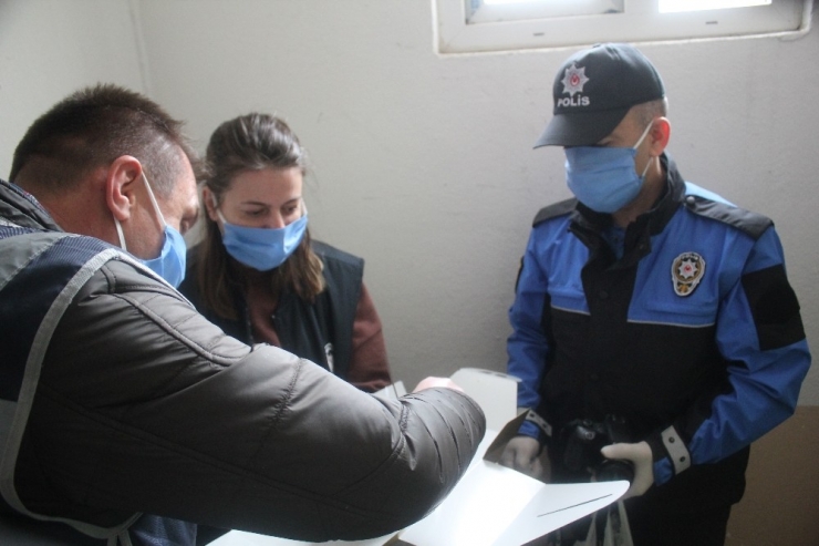 Polisin Siren Sesleri Minik Esila İçin Çaldı