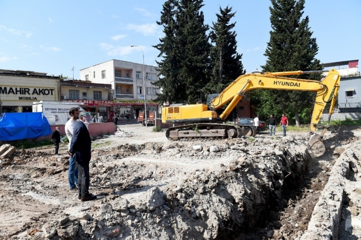 Başkan Akay: "Halkımıza Hizmette Aksama Yok"