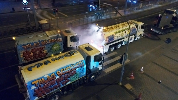 Temizlik Araçlarında Hem Uyaran Hem Güldüren Mesaj