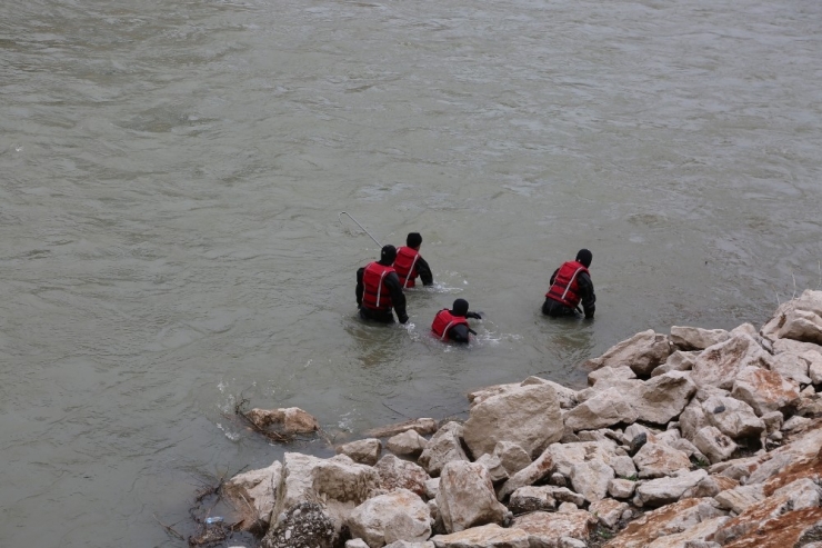 Kayıp Uzman Çavuş Güneş’i Arama Çalışmaları