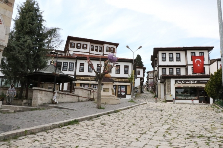 Osmanlı’nın Parmak İzi Eski Günlerine Dönmeyi Bekliyor