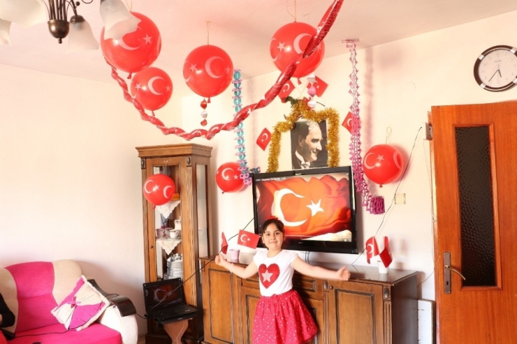 Kızılcahamam’da 23 Nisan Coşkusuna Korona Virüs Engel Olamadı