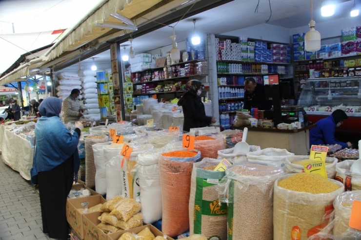 Devrek’te Pazar Ve Marketlerde Ramazan Ayı Bereketi
