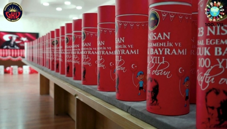 Gaziantep Kolej Vakfı Özel Okulları Öğrencilerini Unutmadı