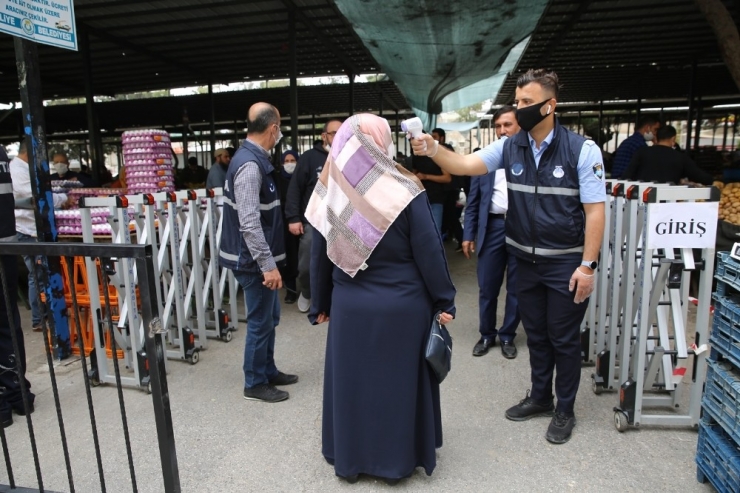 Haliliye Zabıtası Semt Pazarlarında Tedbirleri Sıkı Tutuyor