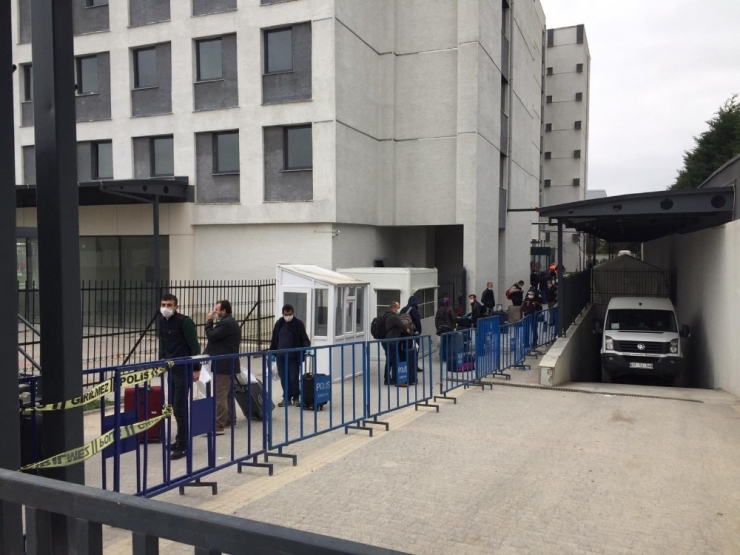 Irak’tan Gelen 250 Türk Vatandaşı Memleketlerine Gönderildi