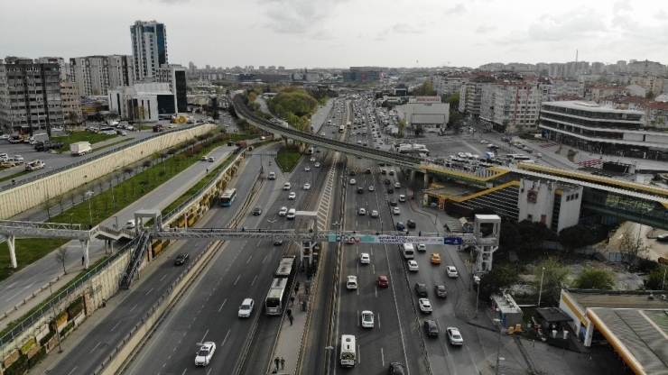 İstanbul Trafiği Alışılmış Haline Geri Döndü