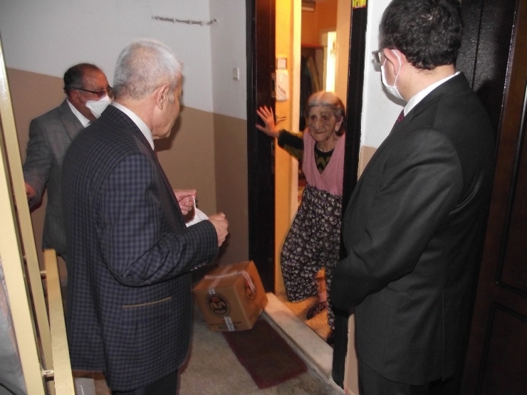 Vatandaşlardan Ataseven’e Hayır Duası