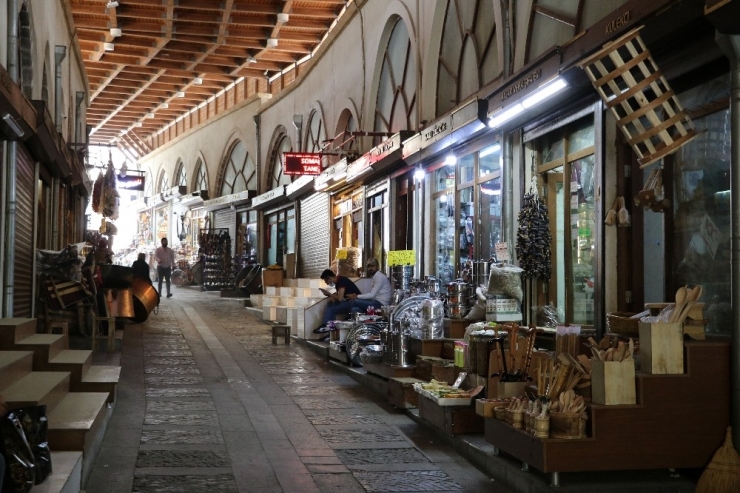 Ramazan Öncesi Tarihi Çarşılarda Sessizlik