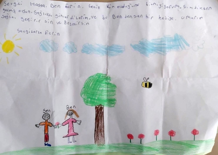 Çocukların Sağlık Çalışanlarına Yaptığı Sürpriz Duygulandırdı