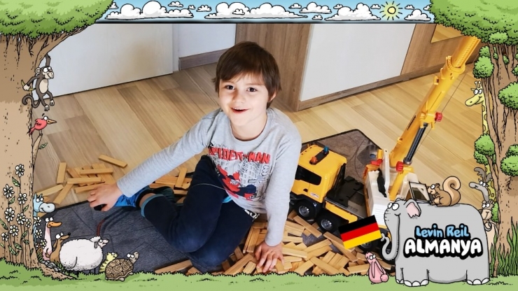 Ulusal Egemenlik Ve Çocuk Bayramında Dünya Çocukları Birlikte Şarkı Söyledi