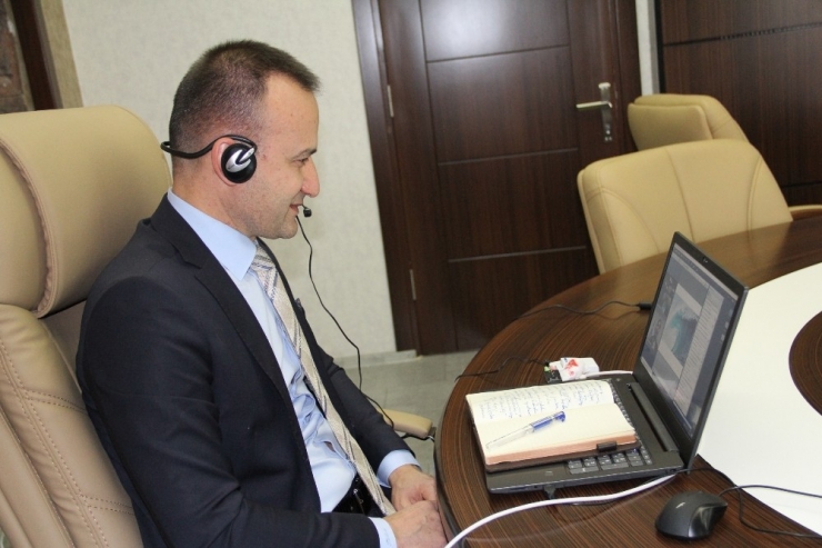 Meb Personel Genel Müdürü Dr. Aydoğdu, Ağrılı Okul Müdürleriyle Bir Araya Geldi