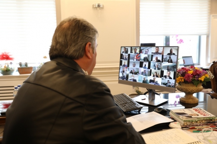 Melikgazi’de Telekonferansla Toplantı Yapıldı