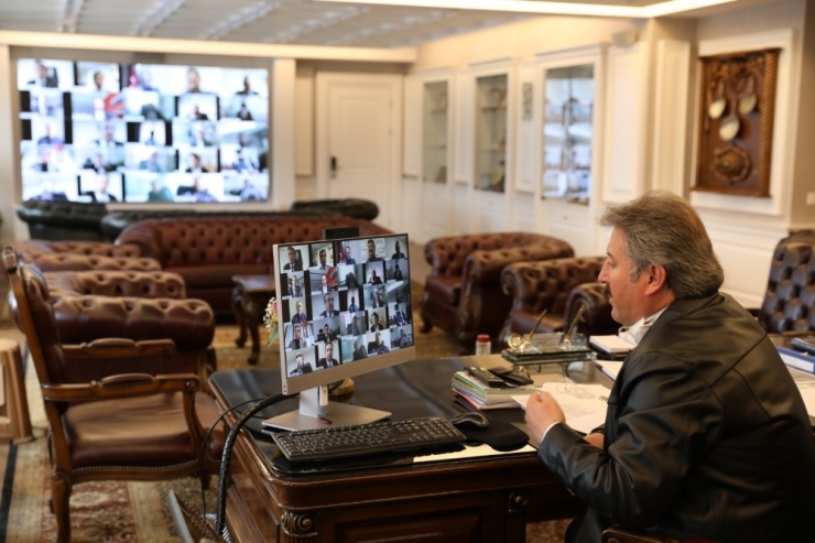 Melikgazi’de Telekonferansla Toplantı Yapıldı