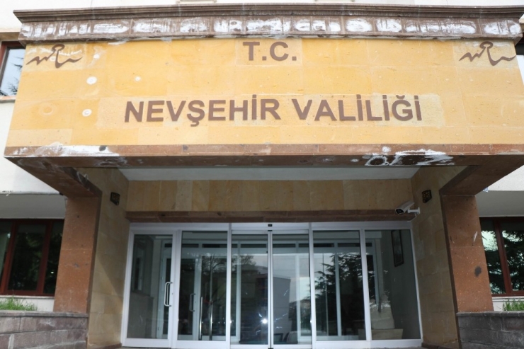Nevşehir Valisi Aktaş, “Bugünlerde Evimizden Çıkmamamız Çok Önemli”