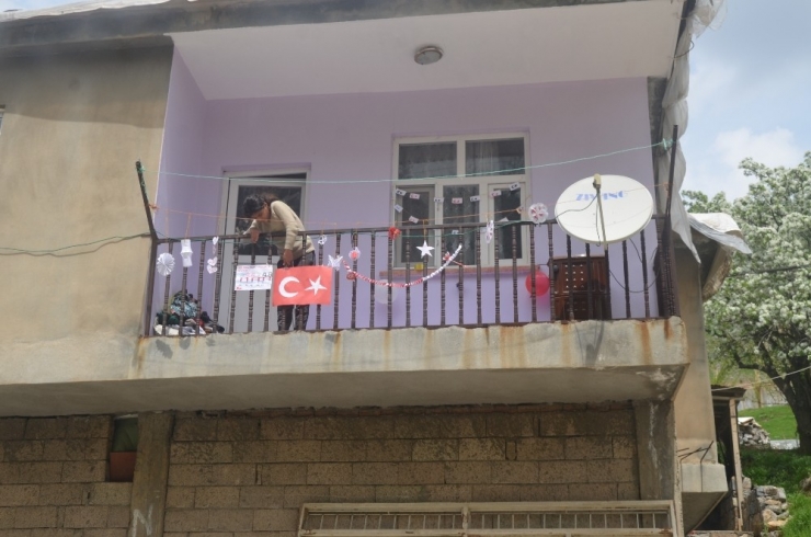 Şırnak’ta 23 Nisan Evlerde Kutlanıyor