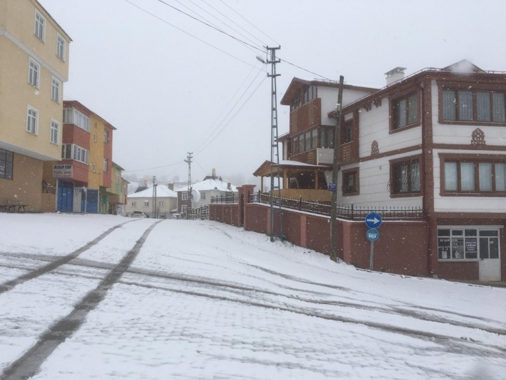 Sivas’ta Kar Sürprizi