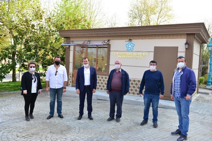 Taksi Durakları Yenileniyor, Süleymanpaşa’nın Çehresi Değişiyor