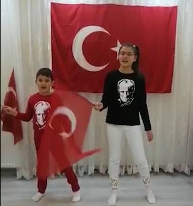 Hastavuk Ailesi Miniklerinin 23 Nisan Coşkusu