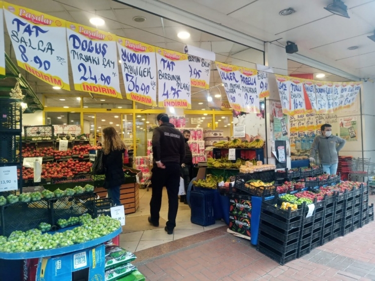 Zonguldak Halkı Ramazan Ayı Ve Kısıtlama Öncesi Marketlere Akın Etti