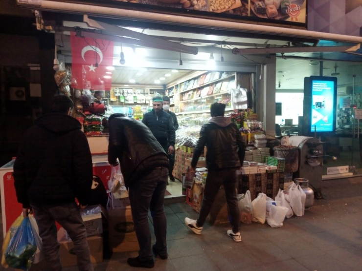Zonguldak Halkı Ramazan Ayı Ve Kısıtlama Öncesi Marketlere Akın Etti