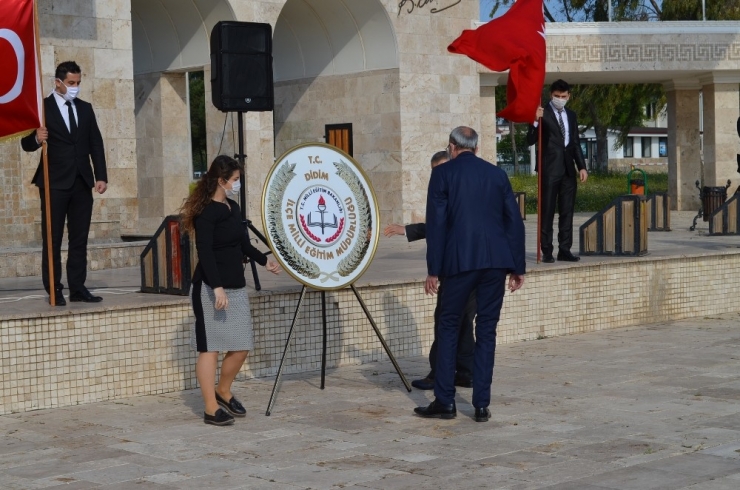 23 Nisan Didim’de Çelenk Töreniyle Kutlandı