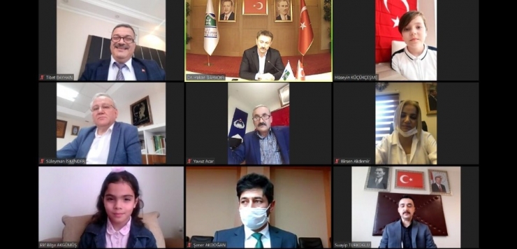 23 Nisan’da Başkan Bahadır Koltuğunu Video Konferans Yöntemiyle Devretti