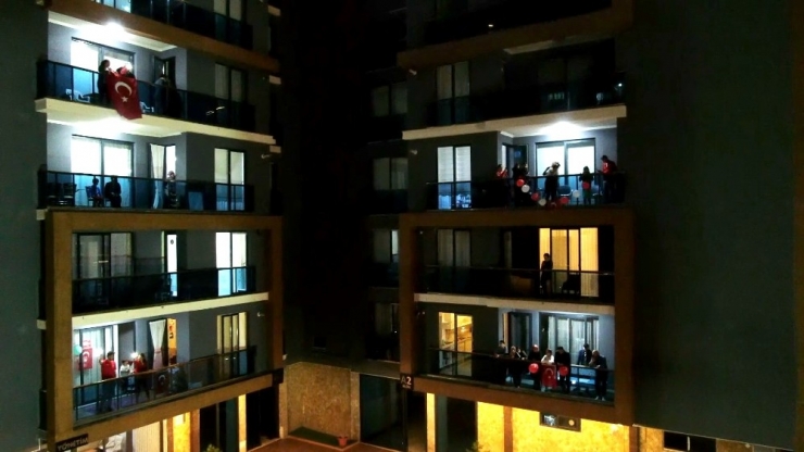 Adıyaman’da Saat 21.00’da İstiklal Marşı Coşkusu