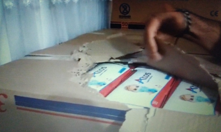 Adana’da 3 Farklı Operasyonda 700 Bin Kaçak Maske Ele Geçirildi