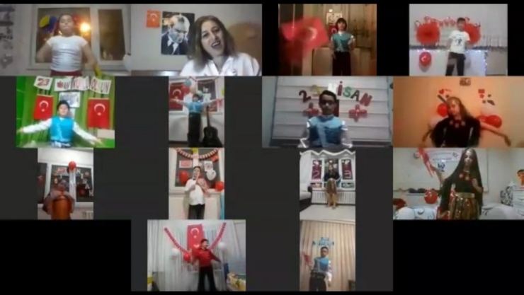 Hayatı Eve Sığdıran Çocukların Bayram Coşkusu