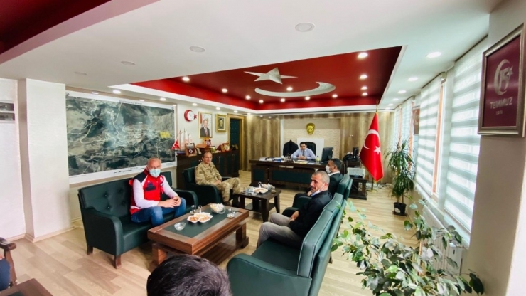 Sağlık-sen Şırnak Şube Başkan Vekili Anmal Beytüşşebap’ta Sağlık Çalışanları İle Bir Araya Geldi