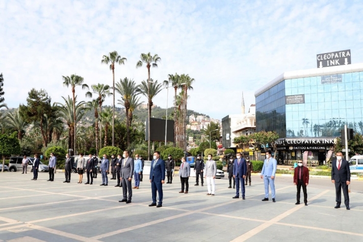 Alanya’da 23 Nisan Töreni Korona Gölgesinde Yapıldı