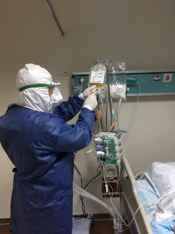 Atatürk Üniversitesi Covid-19 İçin Plazma Tedavisine Devam Ediyor