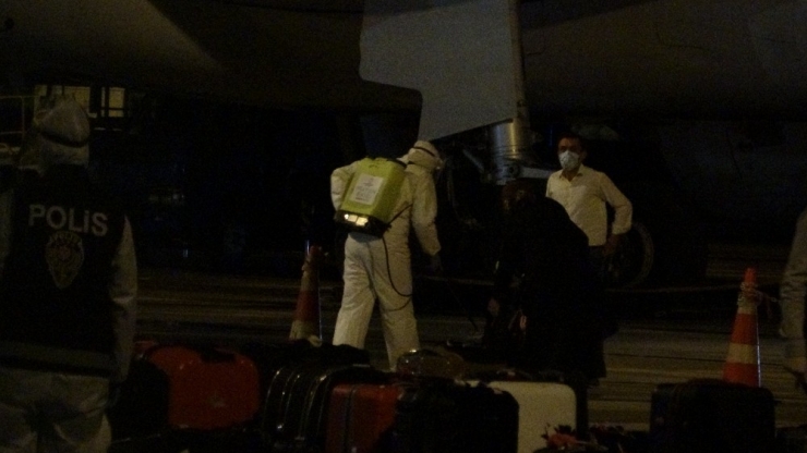 Azerbaycan’da Bulunan 181 Türk Vatandaşı Ordu’ya Getirildi