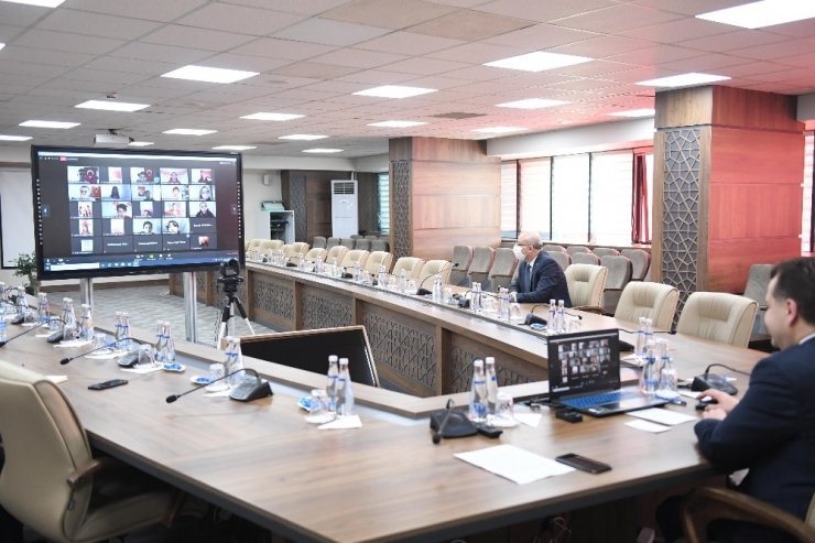 100. Yılda 100 Çocukla Videokonferansta Buluştu