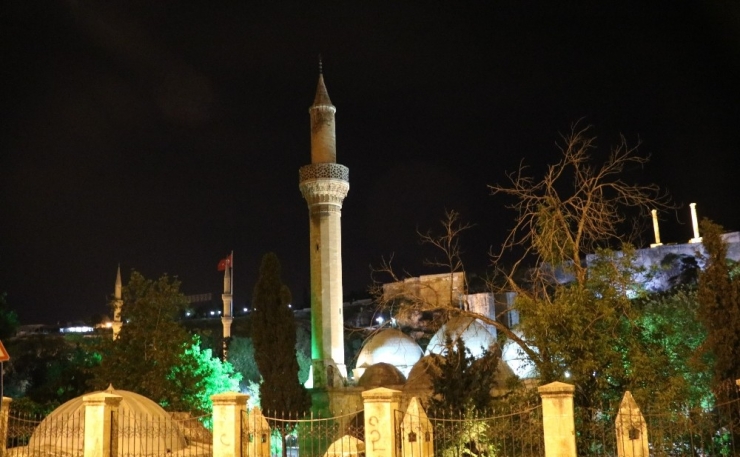 Bin 200 Yıl Sonra Balıklıgöl’de Sessiz Ramazan