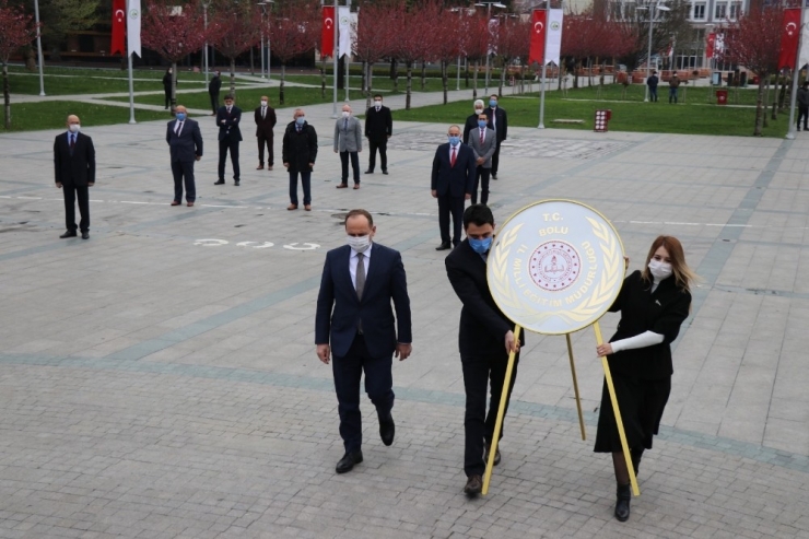 Bolu’da Korona Virüs Önlemli 23 Nisan Programı Düzenlendi