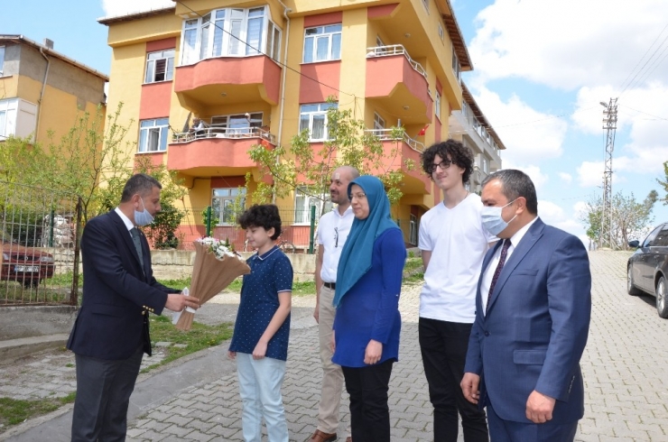 Başkan Çakıcı’dan 23 Nisan’da Doğan Çocuklara Sürpriz