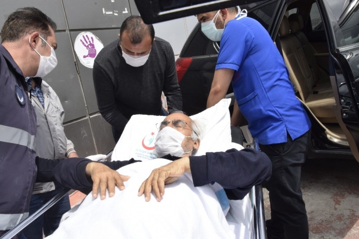 Silahlı Saldırıda Yaralanan Yeşilova Belediye Başkanı Ve Eşi Taburcu Oldu